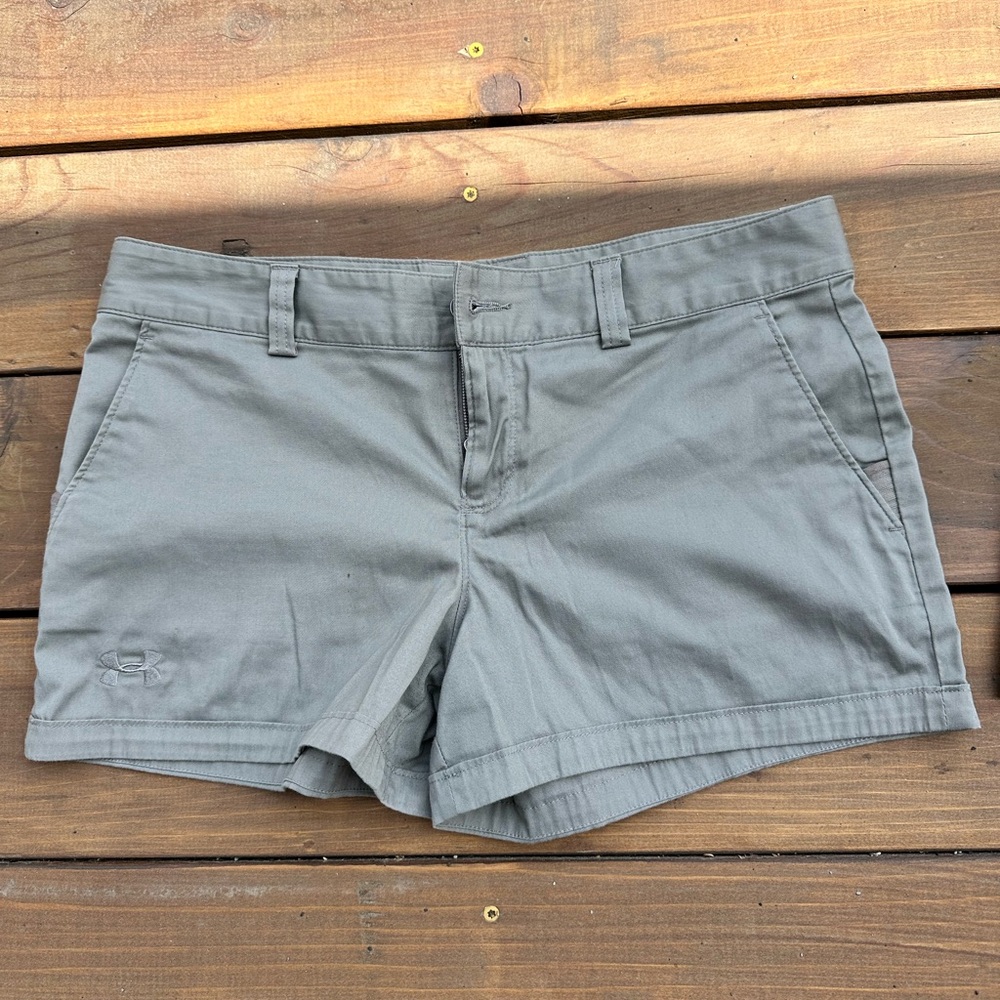 Under Armour Gray/green Shorts Versatile and Stylish